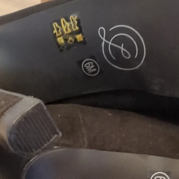 NEW!Chinese Laundry Classic Black Platform Heels - Picture 7 of 8